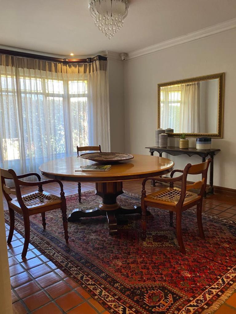 The Woodpecker Inn Pretoria-Noord Buitenkant foto