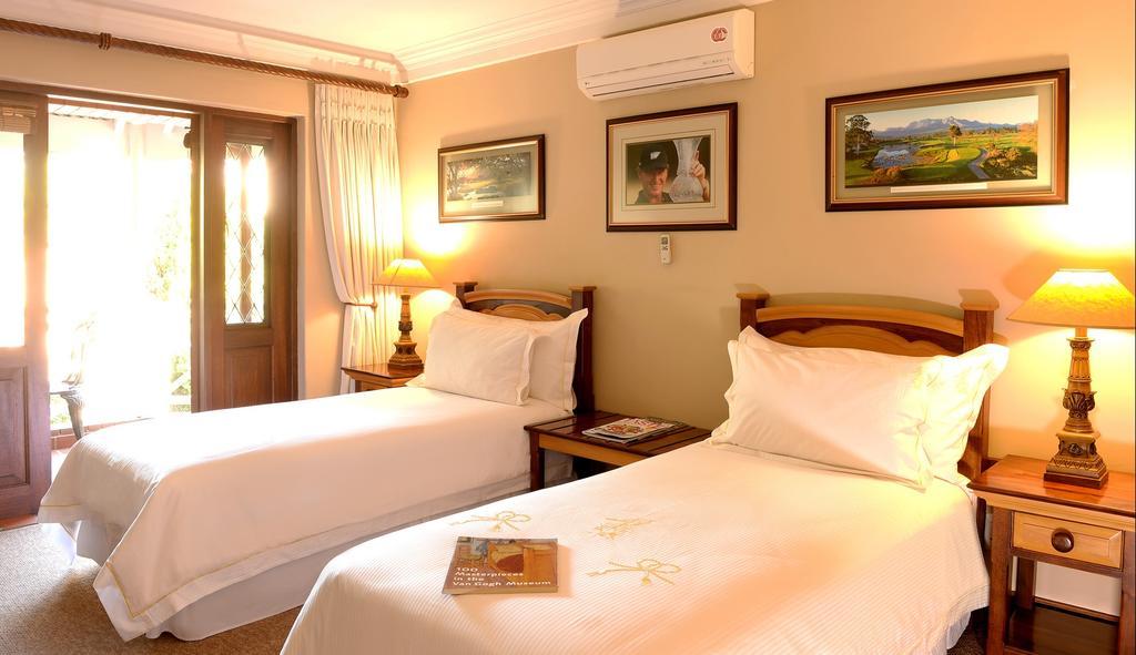 The Woodpecker Inn Pretoria-Noord Buitenkant foto